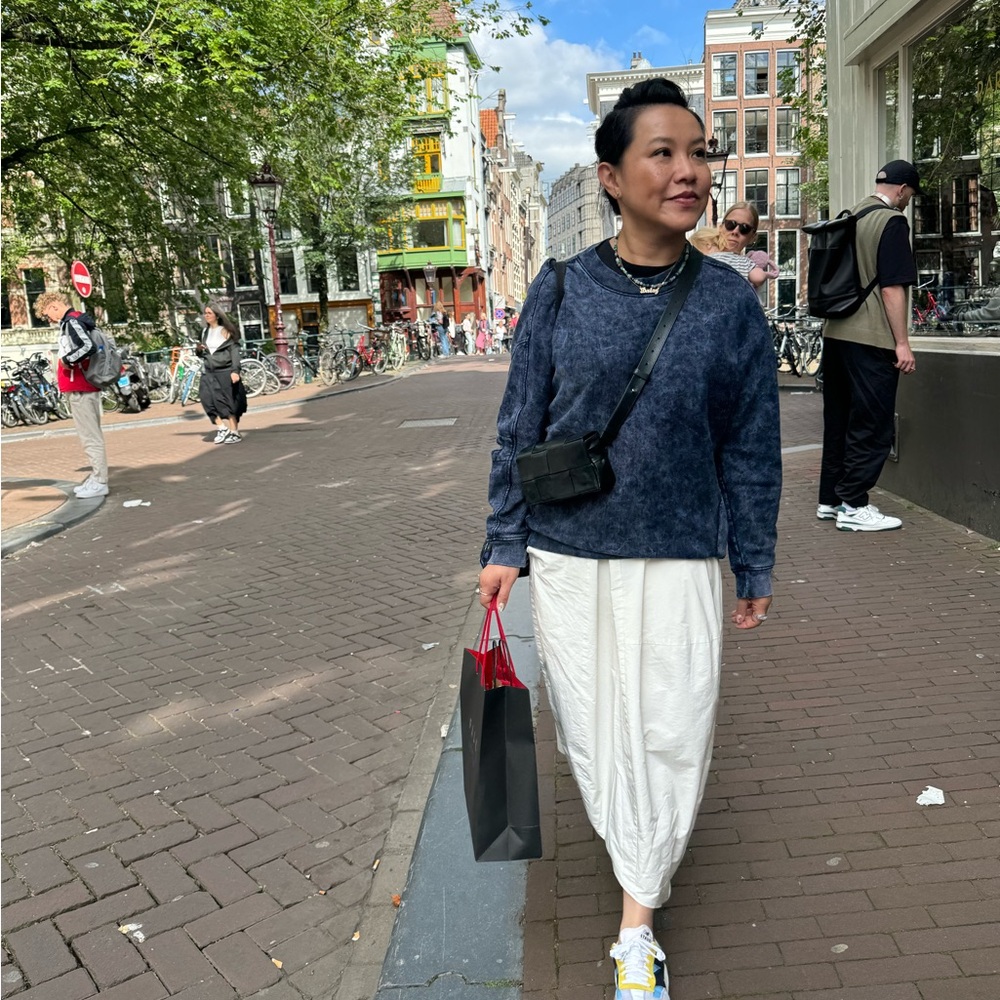 Meet your Posher, Daisy li